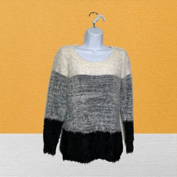 Elena Wang Soft Fuzzy Sweater Size XS - Picture 7 of 7